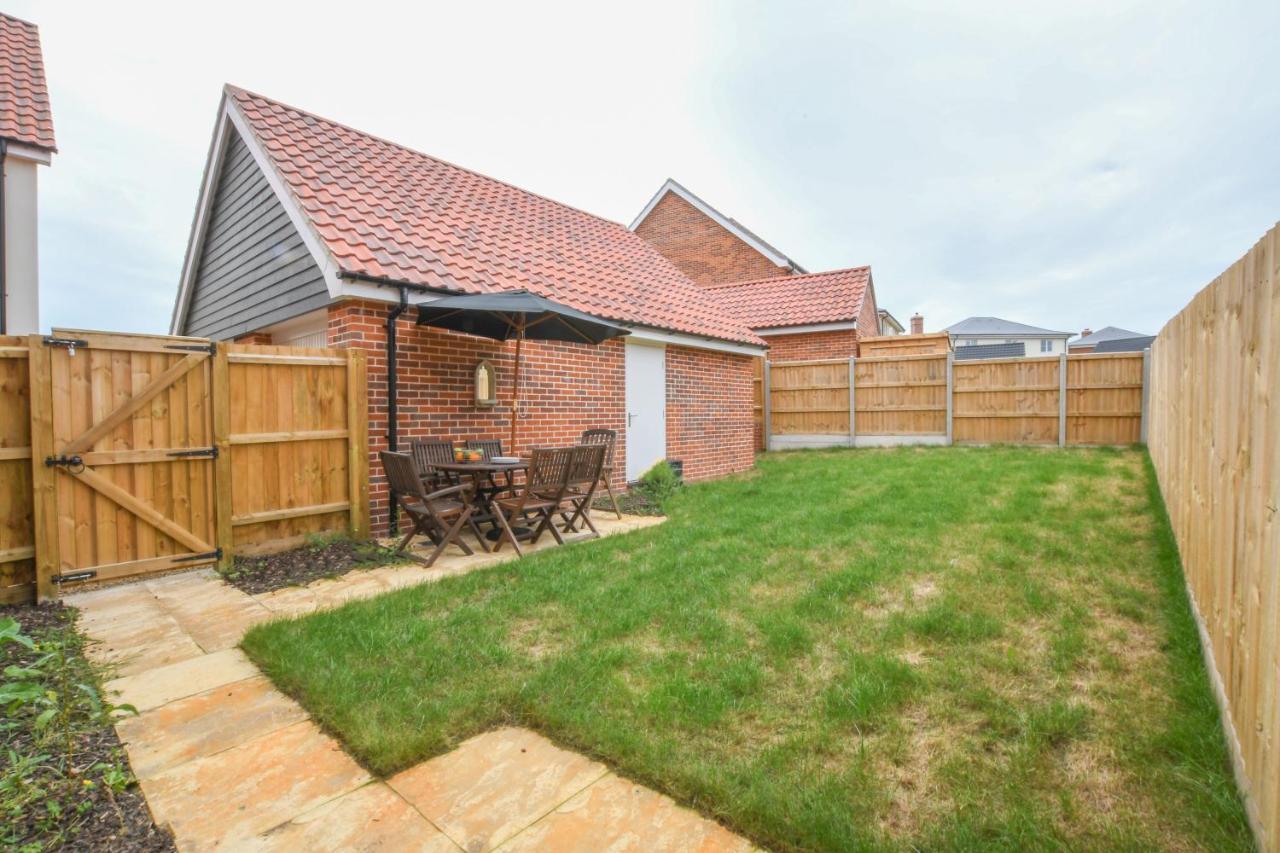 Number 51, Halesworth Exterior foto